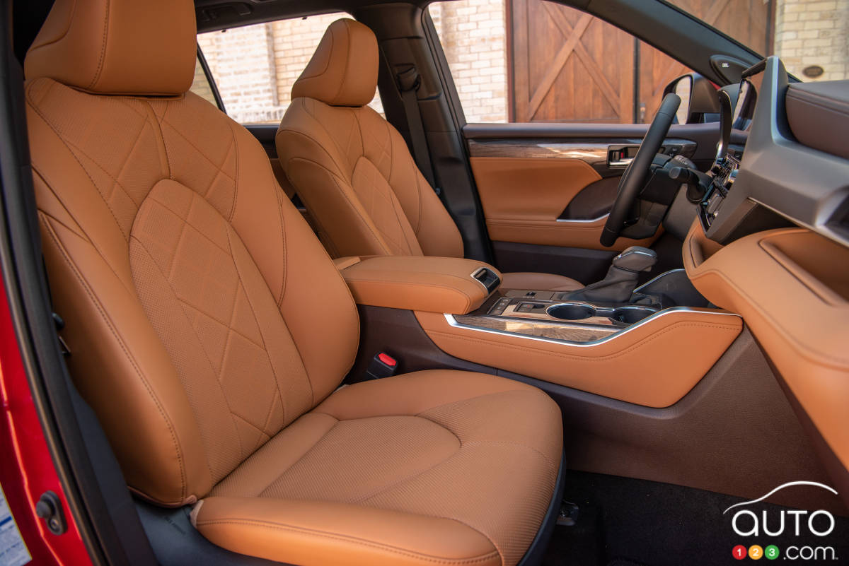 Toyota Highlander, sièges